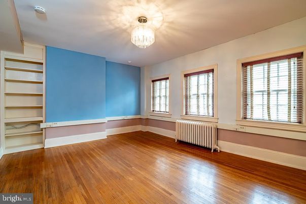 Chandelier, Empty room, Interior, Wood Texture Flooring