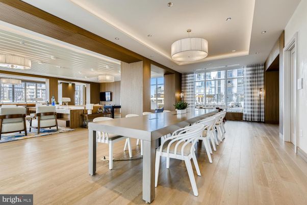 Dining room, Interior, Kitchen, Pendant Lights, Recessed Lighting, Wood Texture Flooring