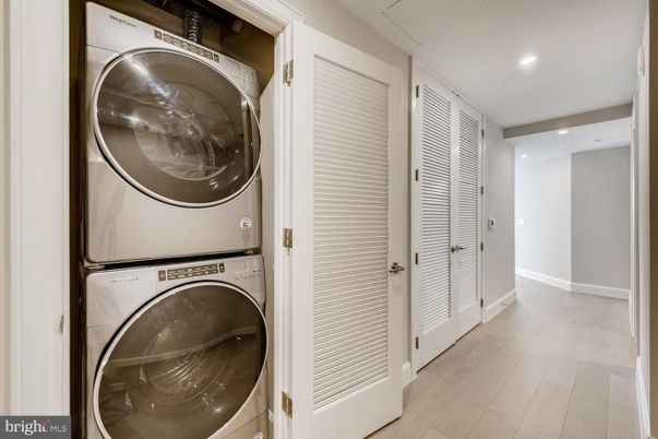 Interior, Recessed Lighting, Utility Closets, Washer, Wood Texture Flooring