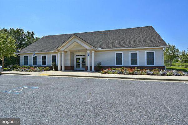 Exterior, Facade, Cape Cod