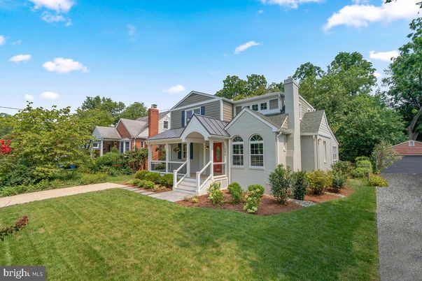 Backyard, Exterior, Facade, Farmhouse