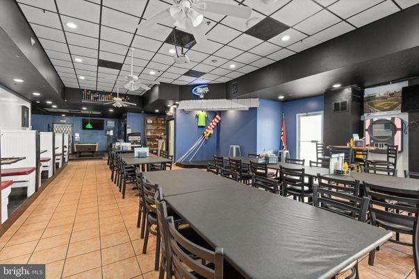 Dining room, Interior, Recessed Lighting