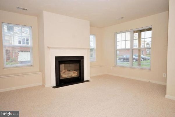 Empty room, Fireplace, Interior