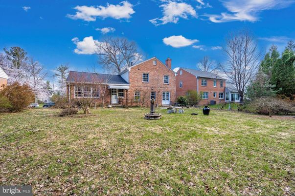 Backyard, Exterior, Facade, Brick Facade, French Provincial