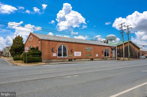 Exterior, Facade, Brick Facade, None