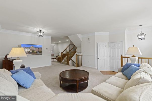 Interior, Living room, Pendant Lights, Recessed Lighting