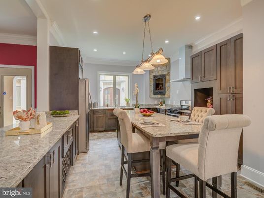 Dining room, Interior, Kitchen, Pendant Lights, Recessed Lighting