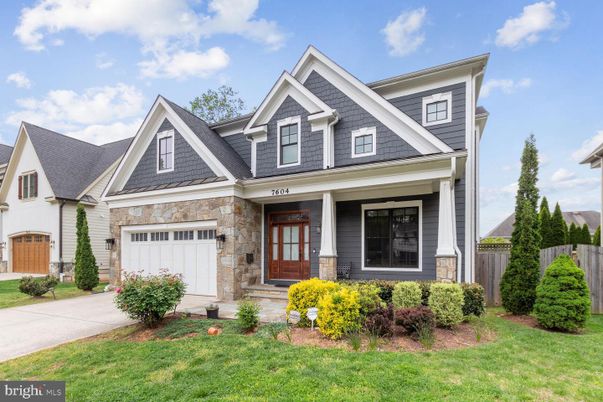 Attached, Exterior, Facade, Farmhouse