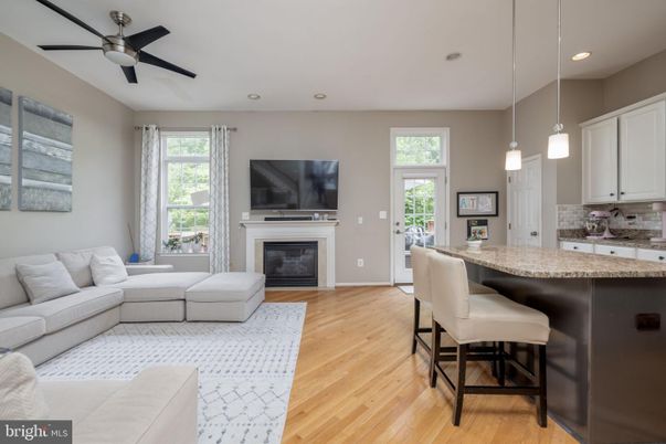 Fireplace, Interior, Living room, Pendant Lights, Recessed Lighting, Wood Texture Flooring