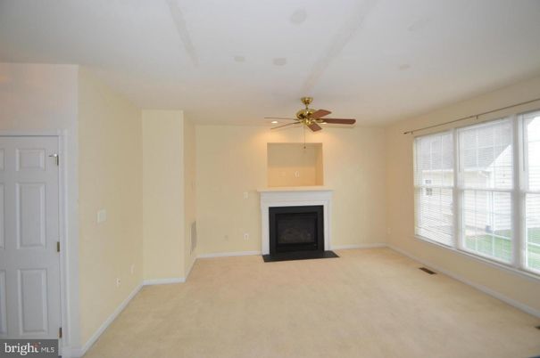 Empty room, Fireplace, Interior