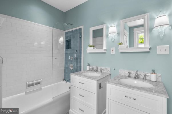 Bathroom, Dual Sink Vanities, Glass Shower, Interior