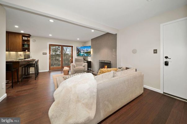 Fireplace, Interior, Kitchen, Living room, Recessed Lighting, Wood Texture Flooring