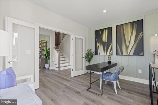 Home Office, Interior, Recessed Lighting, Wood Texture Flooring