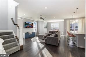 Interior, Living room, Pendant Lights, Recessed Lighting, Wood Texture Flooring