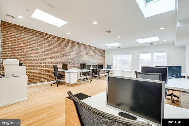 Home Office, Interior, Recessed Lighting, Stone Walls, Wood Texture Flooring