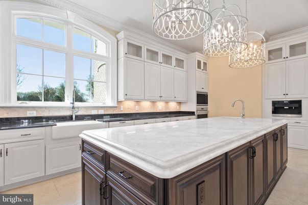 Interior, Kitchen, Pendant Lights, Stainless Steel Appliances