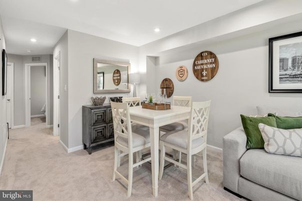 Dining room, Interior, Recessed Lighting