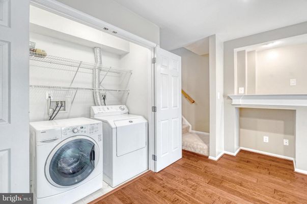 Interior, Recessed Lighting, Utility Closets, Washer, Wood Texture Flooring