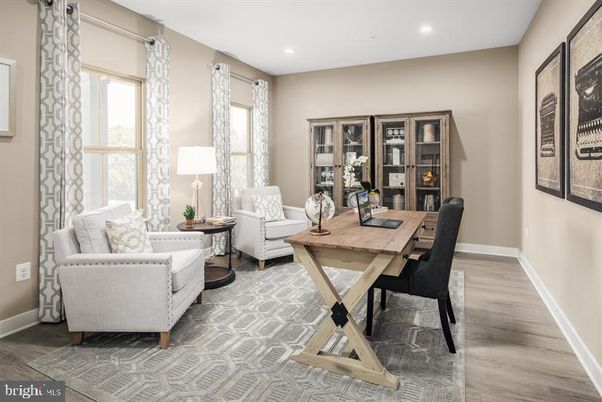 Home Office, Interior, Recessed Lighting, Wood Texture Flooring