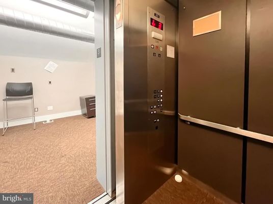 Elevator, Interior