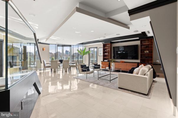 Dining room, Interior, Living room, Recessed Lighting