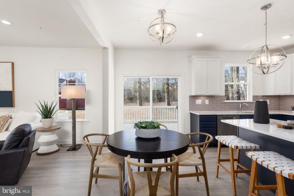 Chandelier, Dining room, Interior, Kitchen, Pendant Lights, Recessed Lighting, Wood Texture Flooring
