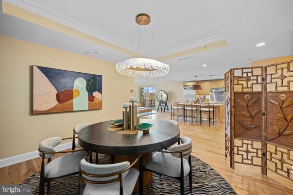 Chandelier, Dining room, Interior, Kitchen, Pendant Lights, Recessed Lighting, Wood Texture Flooring