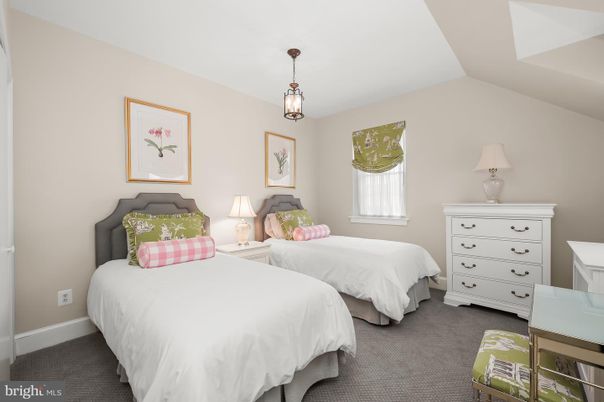Bedroom, Interior, Pendant Lights