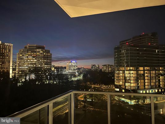 Exterior, Other, Skyline