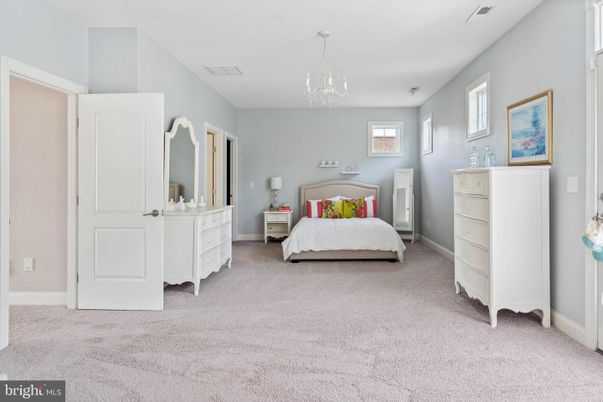 Bedroom, Interior, Pendant Lights