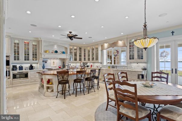 Dining room, Interior, Kitchen, Pendant Lights, Recessed Lighting