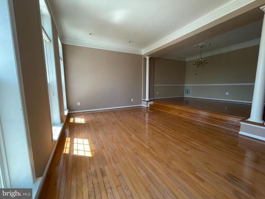 Chandelier, Empty room, Interior, Wood Texture Flooring