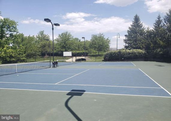 Exterior, Tennis Courts