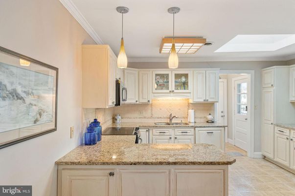 Interior, Kitchen, Pendant Lights