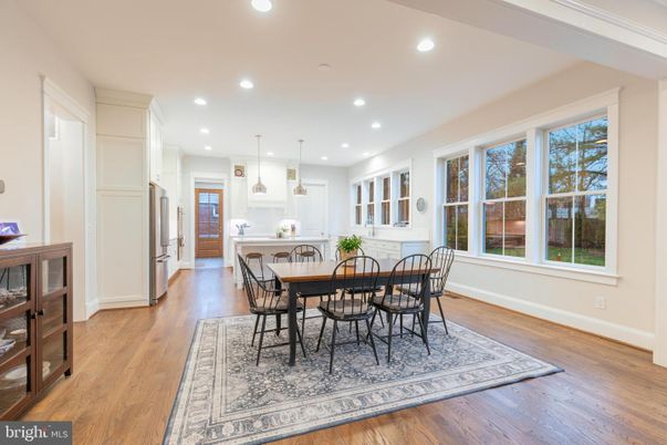 Dining room, Interior, Kitchen, Pendant Lights, Recessed Lighting, Wood Texture Flooring