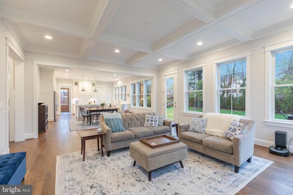Dining room, Interior, Kitchen, Living room, Pendant Lights, Recessed Lighting, Wood Texture Flooring