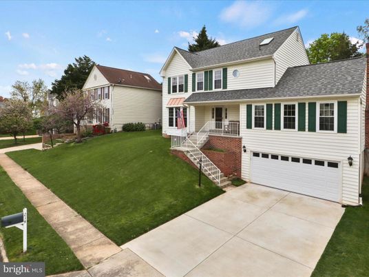 Attached, Backyard, Exterior, Facade, Farmhouse