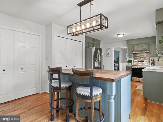 Interior, Kitchen, Pendant Lights, Stainless Steel Appliances, Wood Texture Flooring