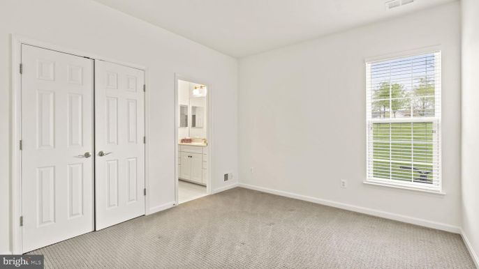 Bathroom, Empty room, Interior