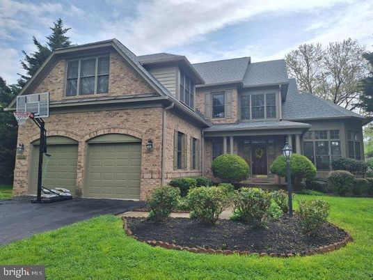 Attached, Exterior, Facade, Brick Facade, Brick Traditional