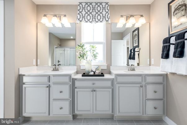 Bathroom, Dual Sink Vanities, Interior