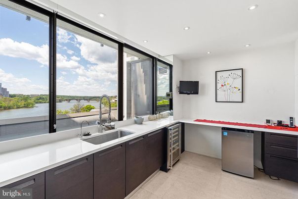 Interior, Kitchen, Recessed Lighting, Stainless Steel Appliances, Water