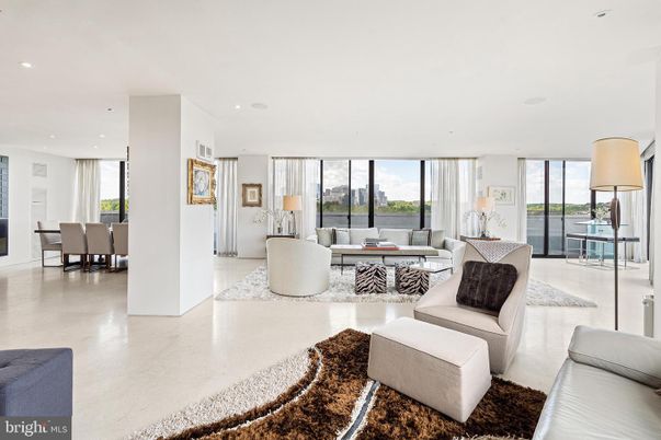 Dining room, Interior, Living room, Recessed Lighting