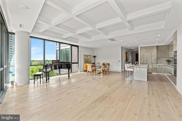 Dining room, Interior, Kitchen, Piano, Recessed Lighting, Wood Texture Flooring
