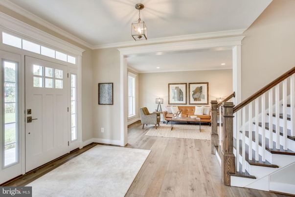 Interior, Living room, Pendant Lights, Recessed Lighting, Wood Texture Flooring