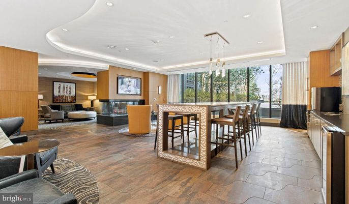 Interior, Living room, Pendant Lights, Recessed Lighting, Wooden Walls