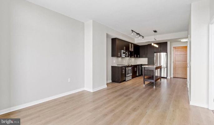 Interior, Kitchen, Pendant Lights, Wood Texture Flooring