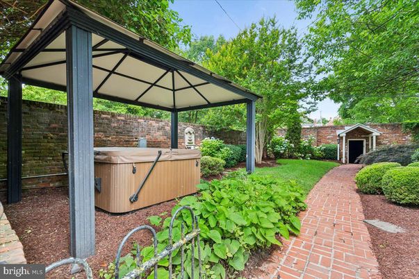 Backyard, Exterior, Hot Tub