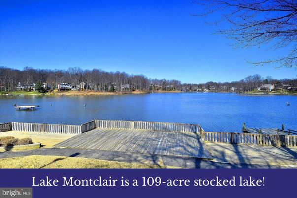 Exterior, Lake