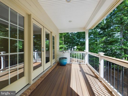Exterior, Wood Texture Flooring